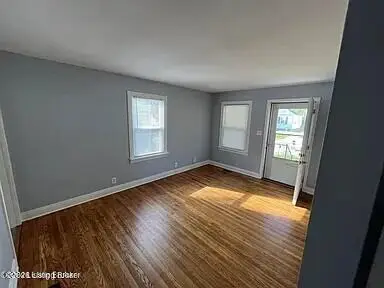 1323 Thornberry Ave, Louisville, KY 40215 - #3