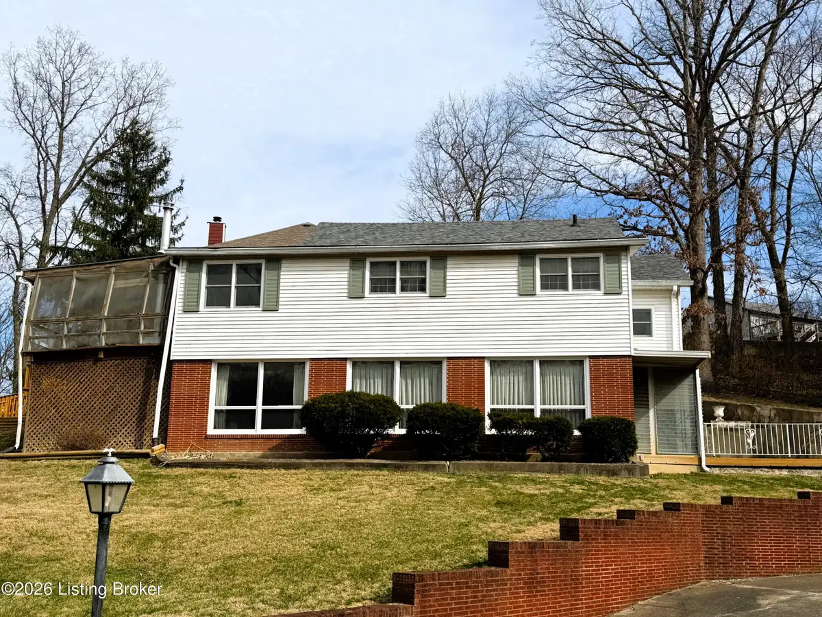 811 S Park Rd, Fairdale, KY 40118 - #1