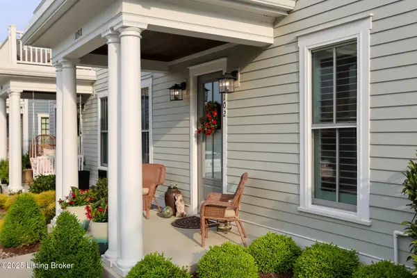 10918 Monkshood Dr #102, Prospect, KY 40059