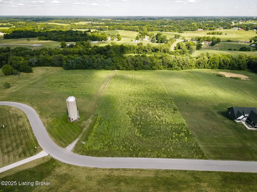 6 S Stallard Dr, Shelbyville, KY 40065 - #3