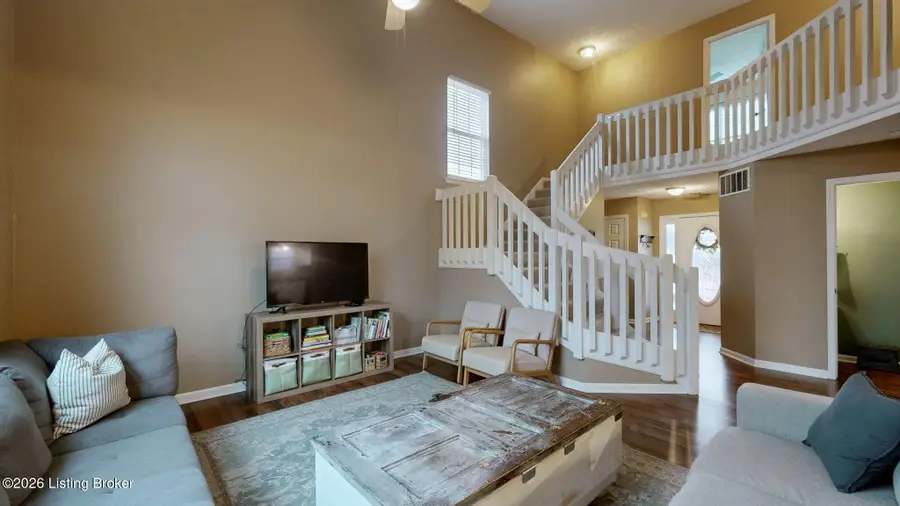 10711 Bayport Rd, Louisville, KY 40299 - #3