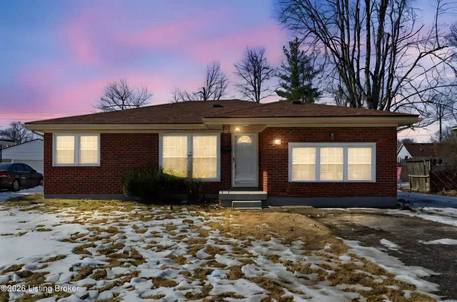 5810 Emmalee Dr, Louisville, KY 40219 - #2