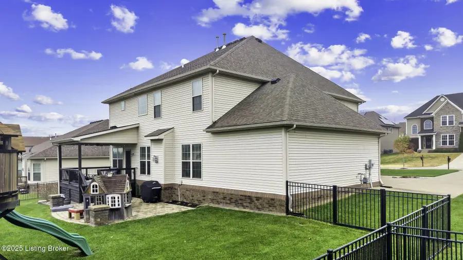 18107 Brightleaf Pl, Fisherville, KY 40023 - #2