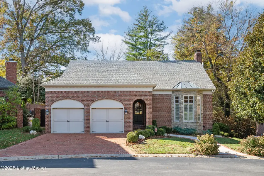 1428 Mockingbird Valley Green, Louisville, KY 40207 - #2