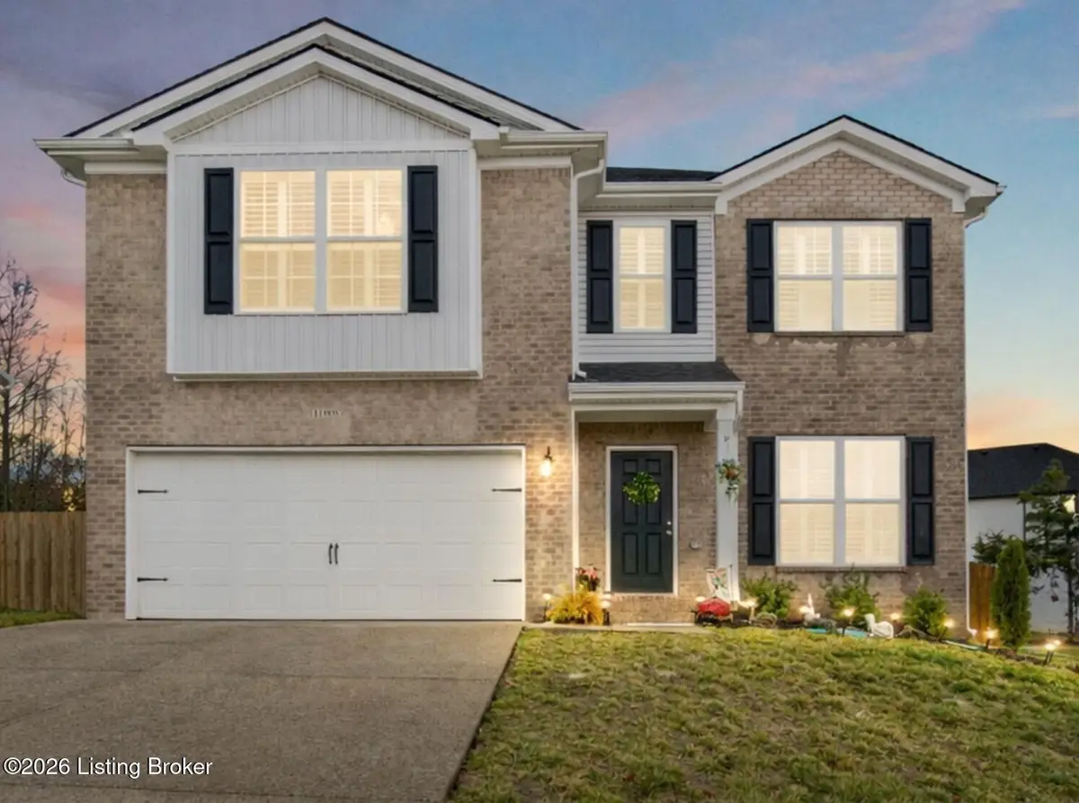 11908 Parkview Trace Dr, Louisville, KY 40229 - #1