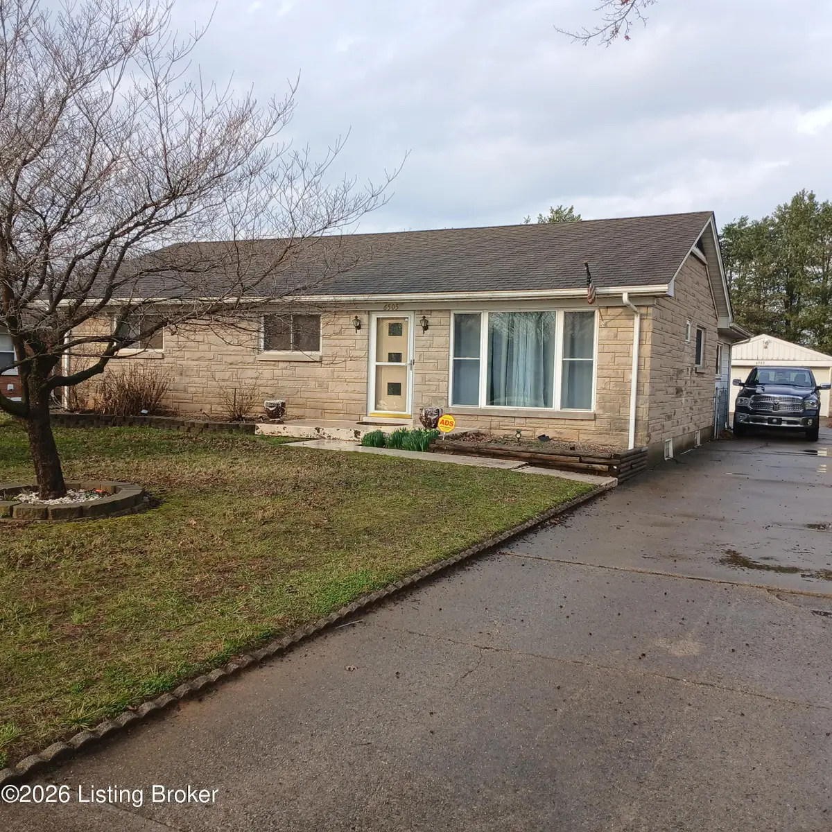 6505 Lower Hunters Trace, Louisville, KY 40258 - #1