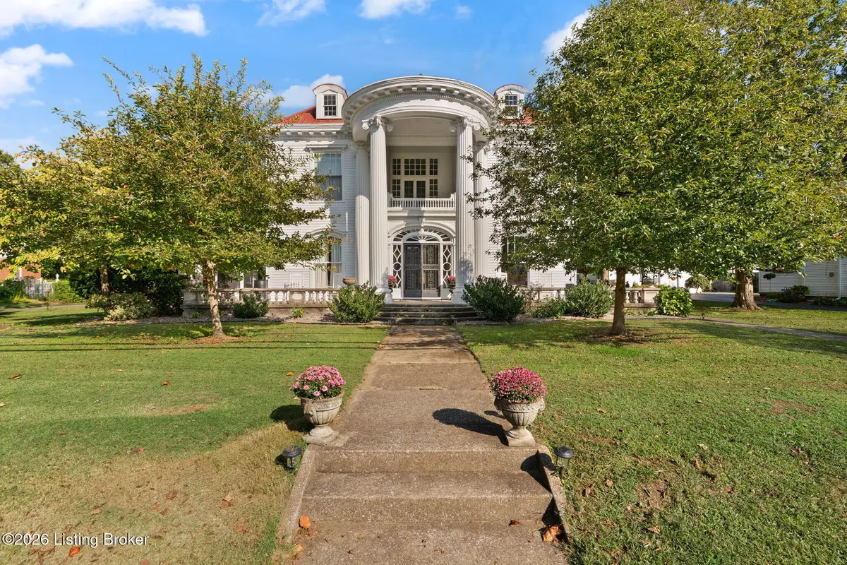524 N Capitol Ave, Corydon, IN 47112 - #1