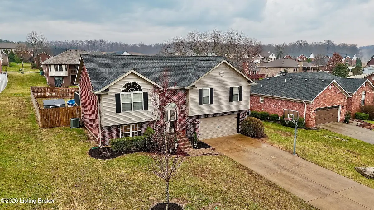 1010 Brookstone Ct, Georgetown, IN 47122 - #1