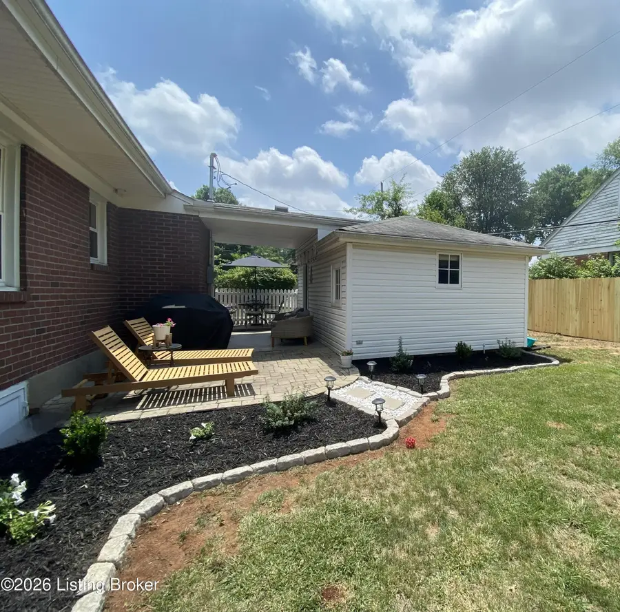 2518 Browns Ln, Louisville, KY 40220 - #3