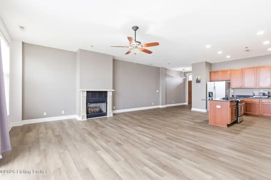 2011 Frankfort Ave #401, Louisville, KY 40206 - #2