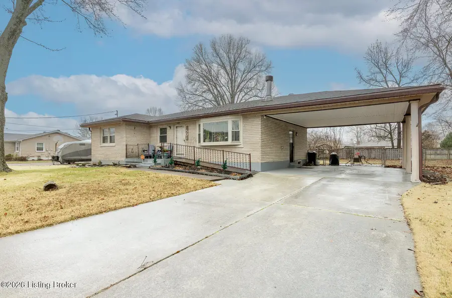 8501 Fernview Dr, Louisville, KY 40291 - #2