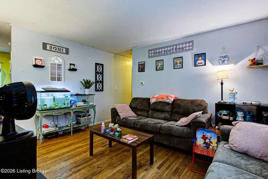 1206 Woodland Dr, Elizabethtown, KY 42701 - #2