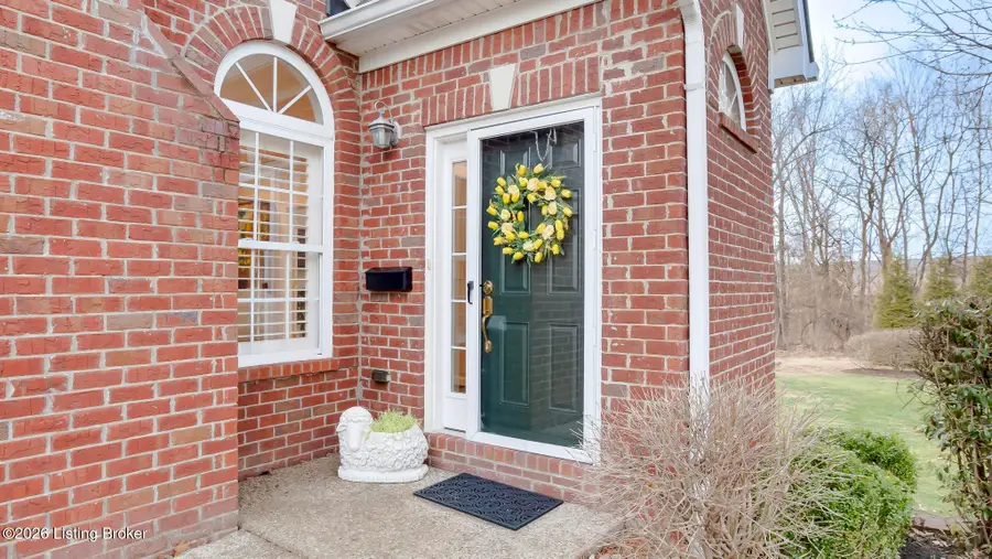 14410 Troon Dr, Louisville, KY 40245 - #3