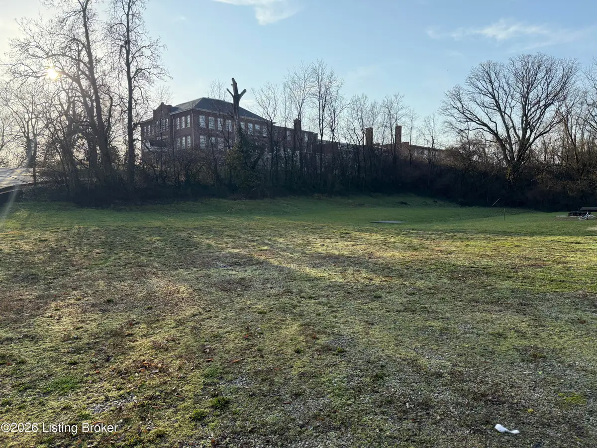 108 Hill St, Bloomfield, KY 40008 - #1