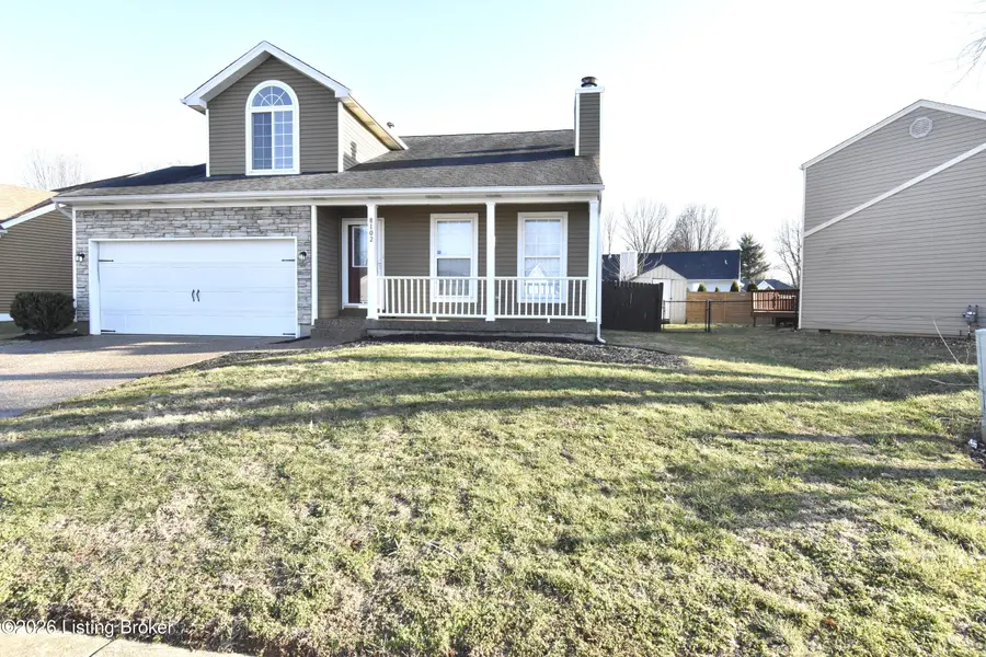 8102 Village Point Dr, Louisville, KY 40291 - #2