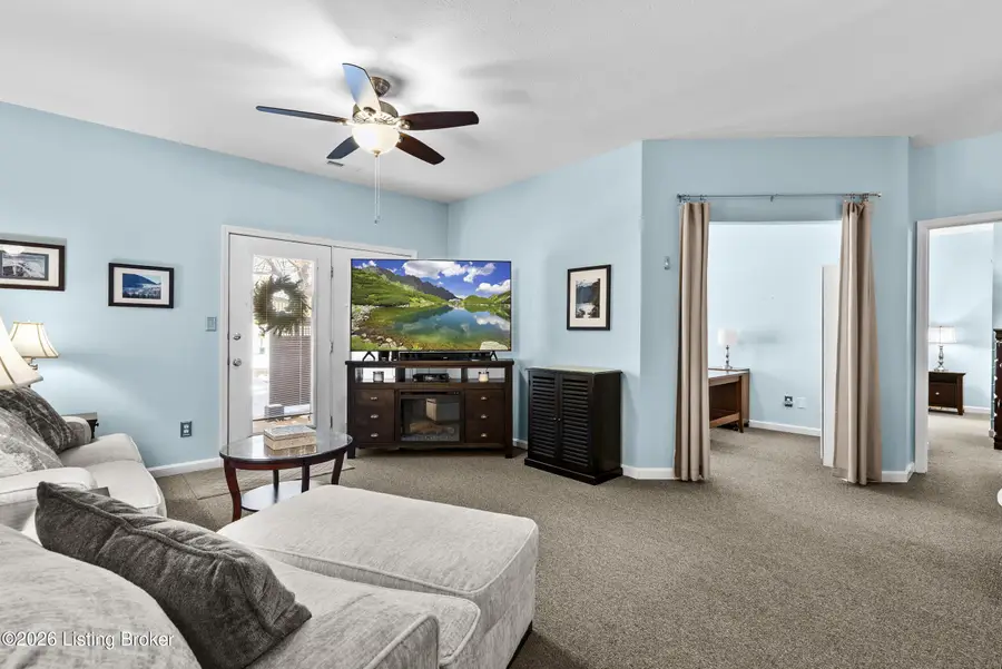 9502 Magnolia Ridge Dr #101, Louisville, KY 40291 - #3