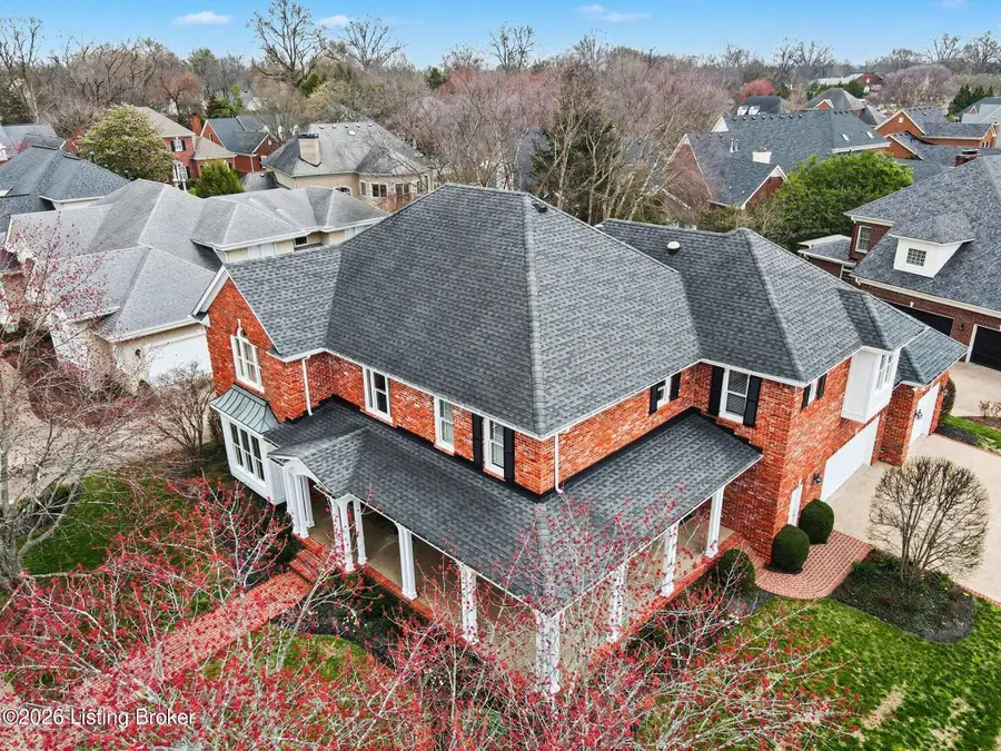 213 Pepperbush Rd, Louisville, KY 40207 - #3