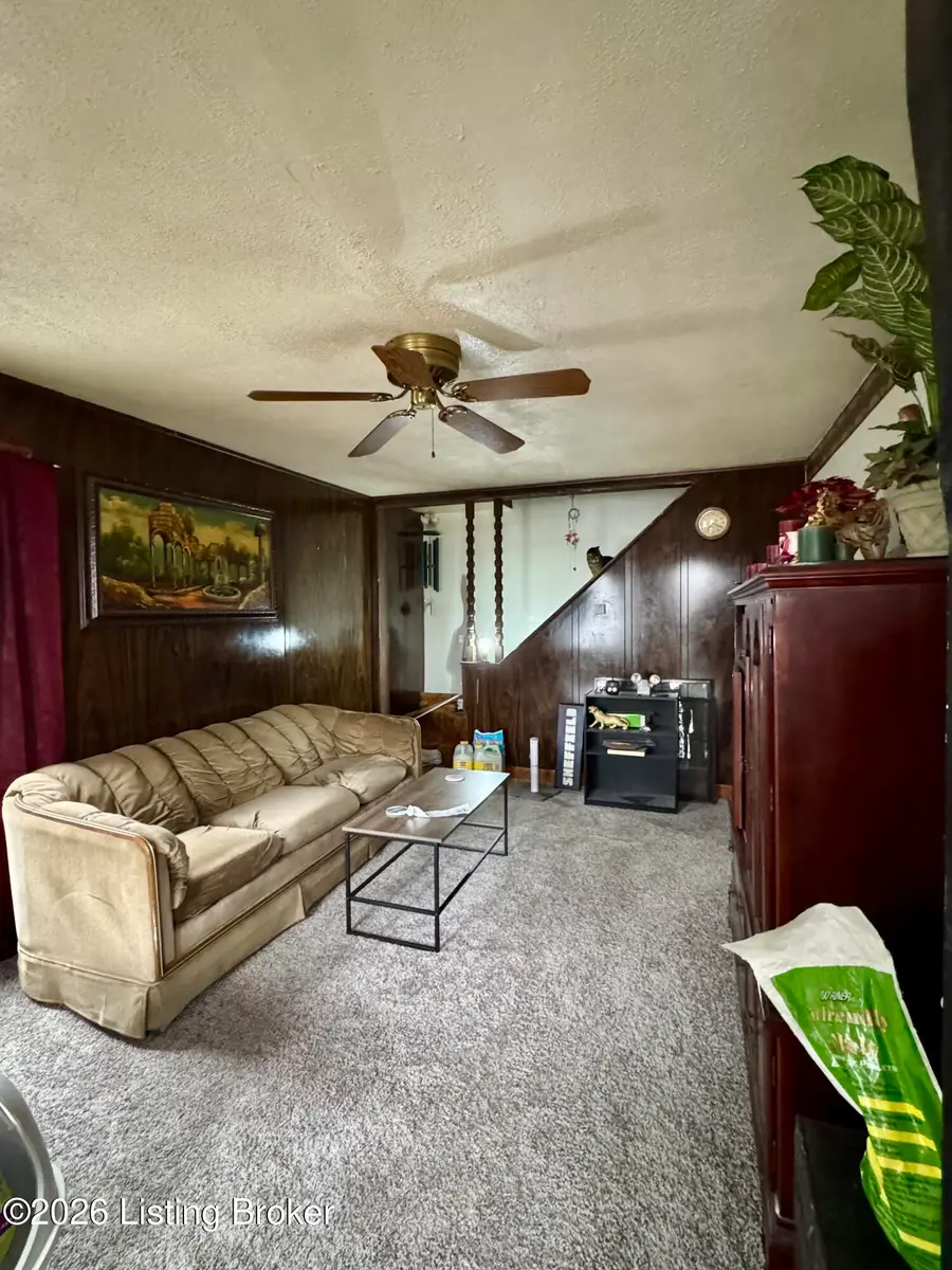 1326 Shingo Ave, Louisville, KY 40215 - #2