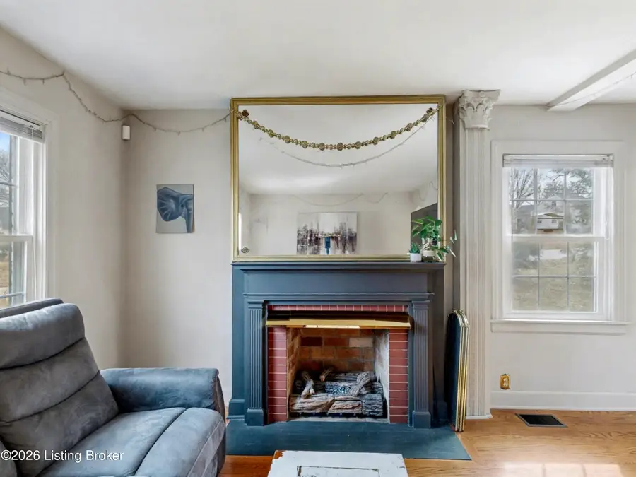 3132 Bobolink Rd, Louisville, KY 40213 - #3