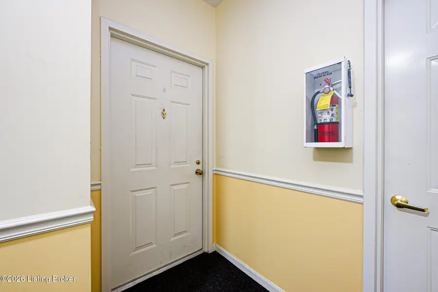 8510 Ambrosse Ln #102, Louisville, KY 40299 - #3