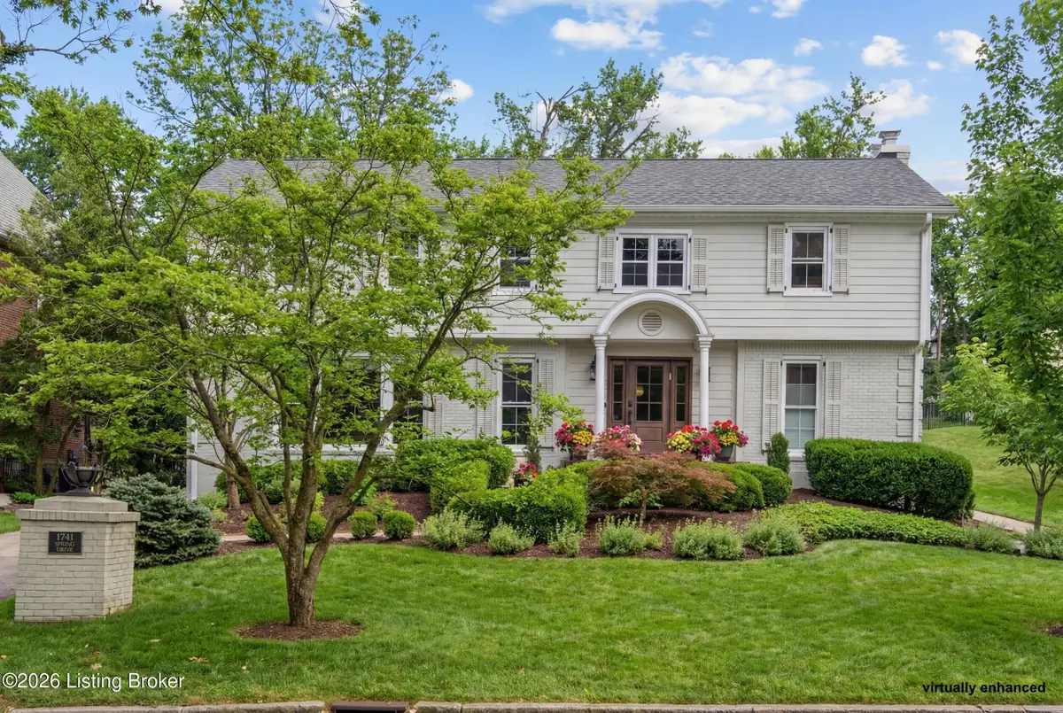 1741 Spring Dr, Louisville, KY 40205 - #1