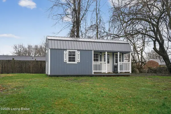 7700 Edna M Rd, Louisville, KY 40258