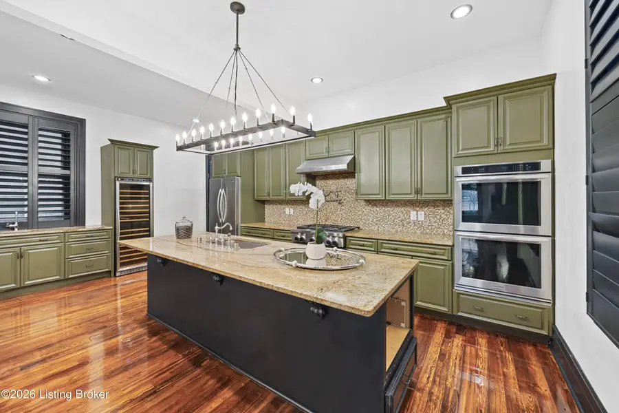 1127 S 2nd St, Louisville, KY 40203 - #2