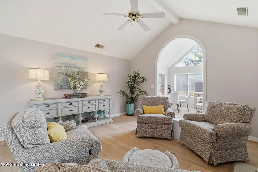 10207 Capron Ln, Louisville, KY 40241 - #2