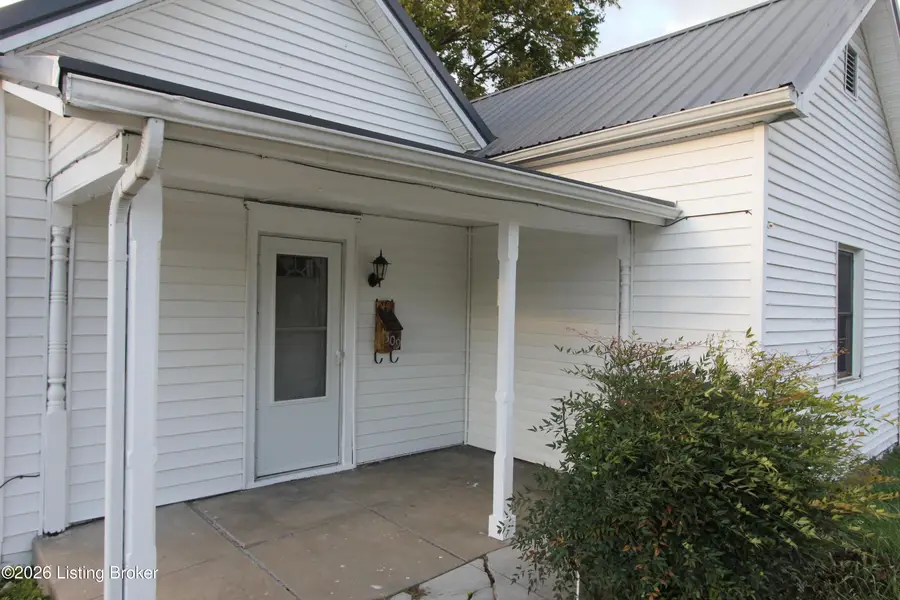 309 E Woodford St, Lawrenceburg, KY 40342 - #2