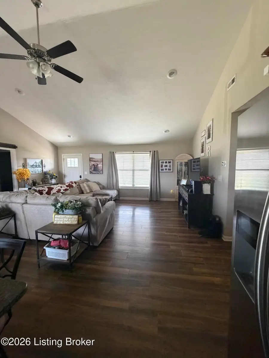 300 Winngate Rd, Elizabethtown, KY 42701 - #3