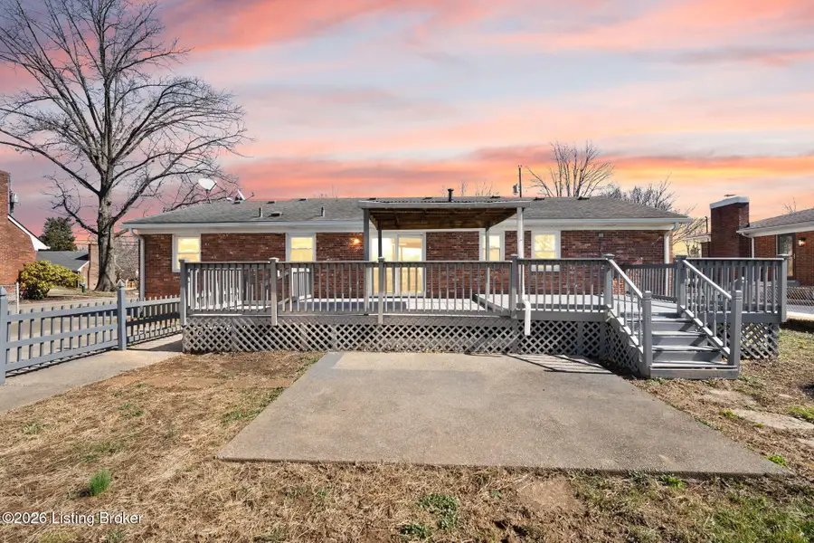 6510 Ridge Cliff Rd, Louisville, KY 40228 - #3