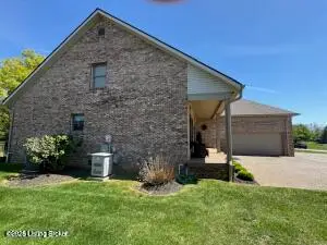 10606 Black Iron Rd, Louisville, KY 40291 - #2