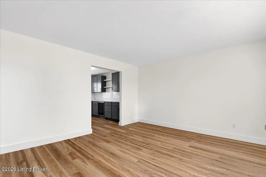 4009 Graf Dr, Louisville, KY 40220 - #3