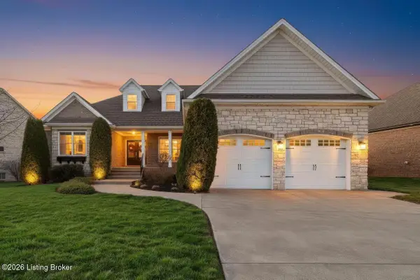 4925 Carriage Pass Pl, Louisville, KY 40299