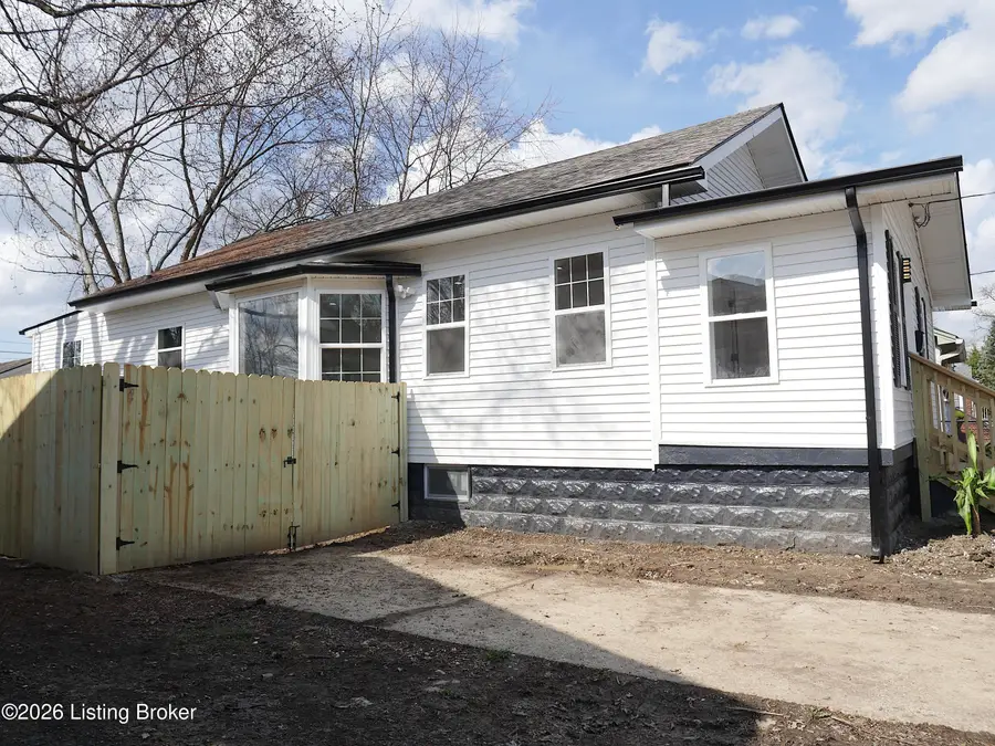 3614 Wheeler Ave, Louisville, KY 40215 - #3