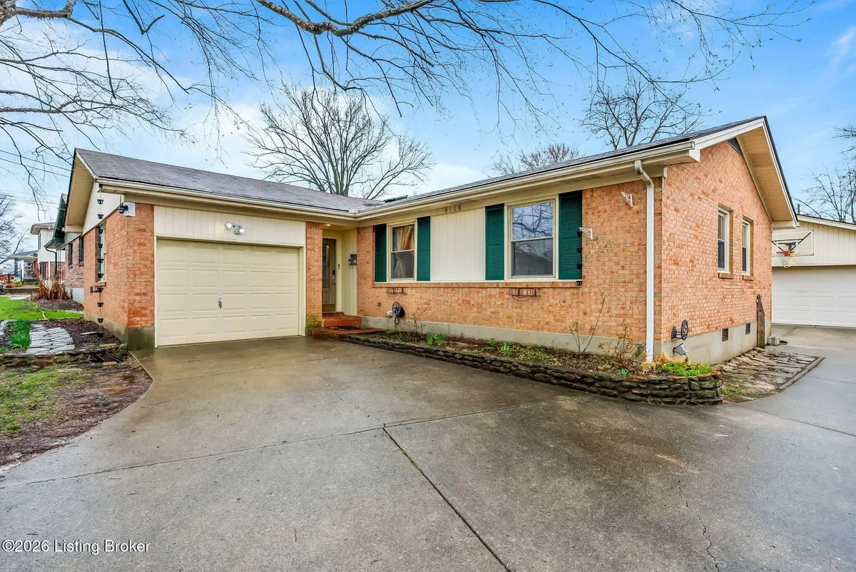 6108 Richiewayne Dr, Louisville, KY 40219 - #1