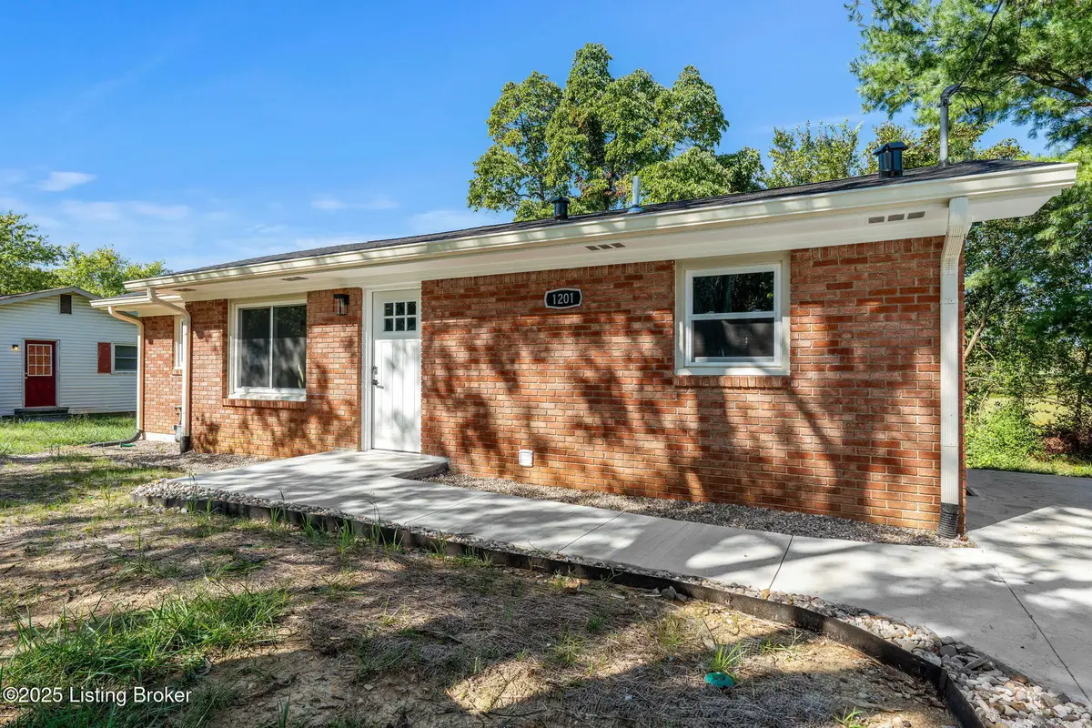 1201 Evelyn Dr, Radcliff, KY 40160 - #1