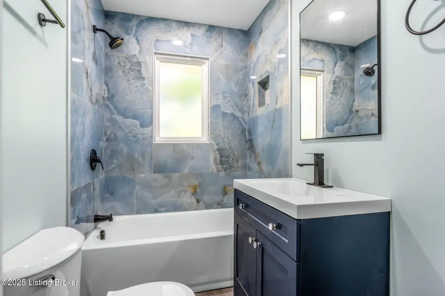 1201 Evelyn Dr, Radcliff, KY 40160 - #2