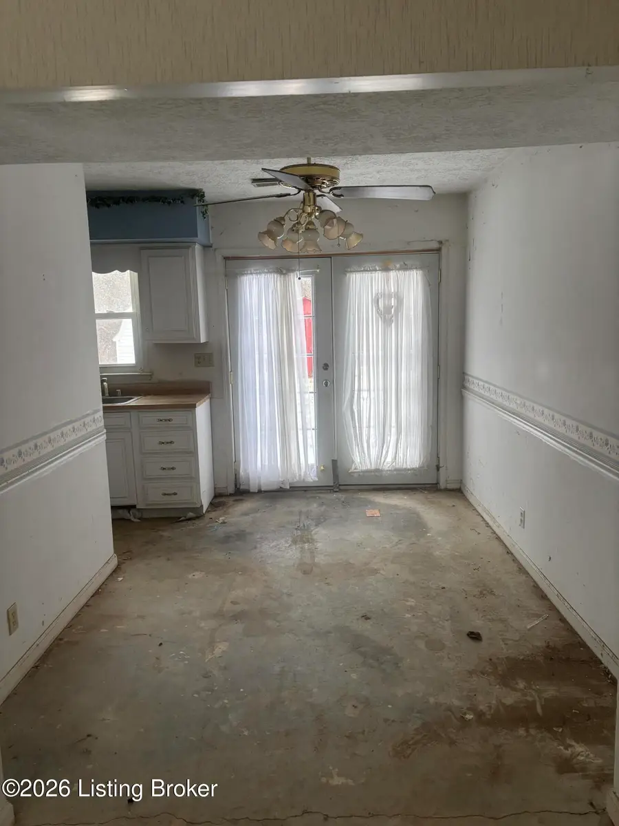 8311 Damascus Cir, Louisville, KY 40228 - #2