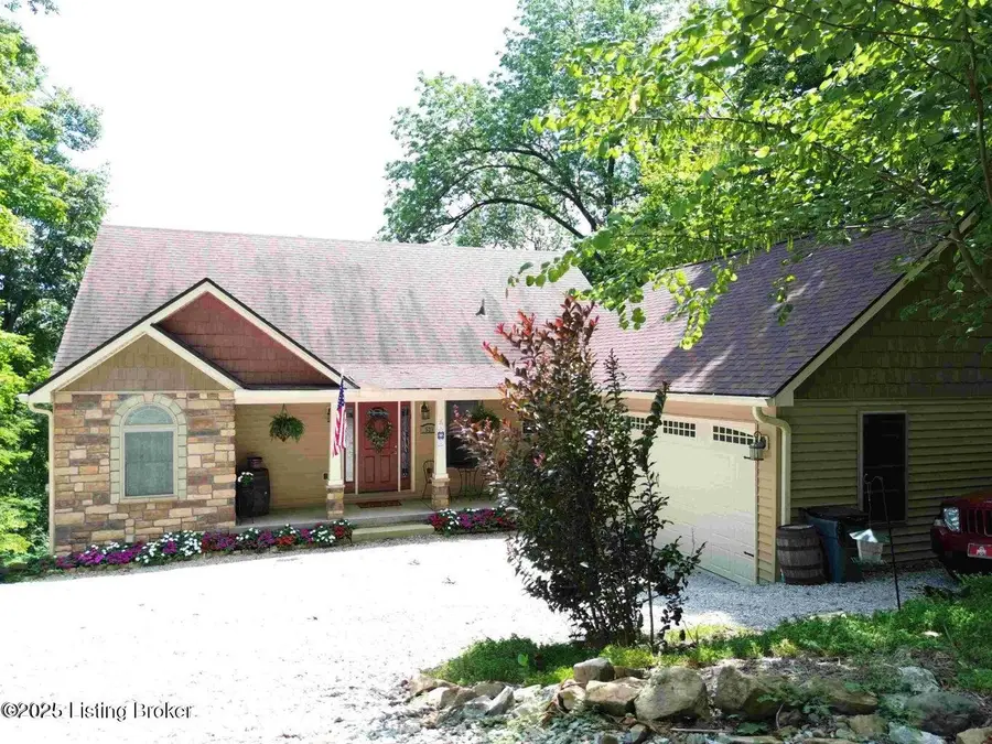 525 N Riverbend Rd, Leitchfield, KY 42754 - #2