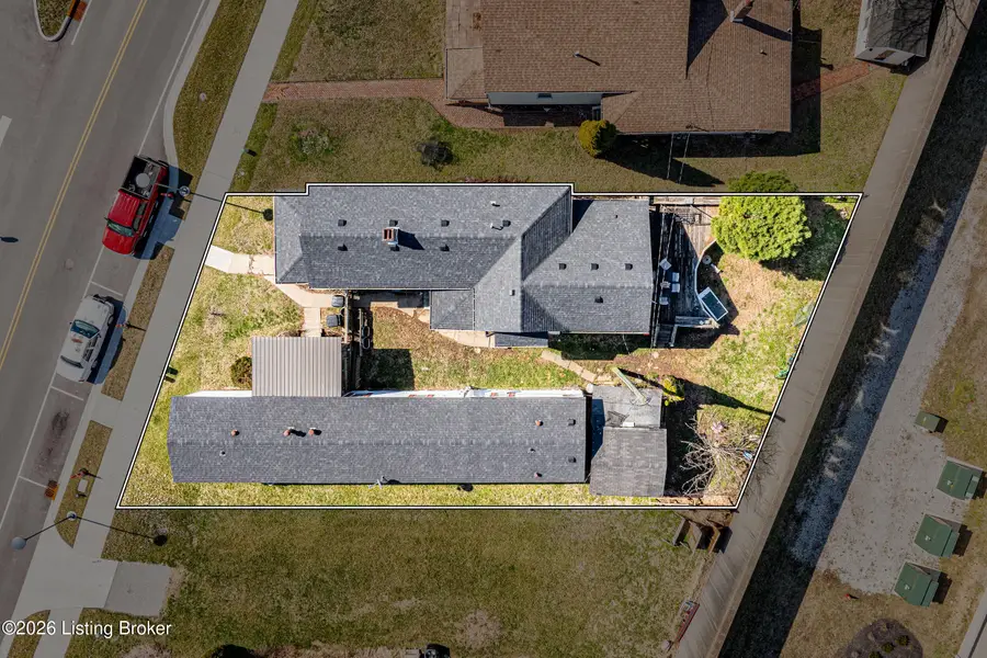 427 E Riverside Dr, Clarksville, IN 47129 - #3