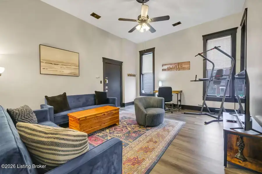 1156 S Brook St, Louisville, KY 40203 - #3