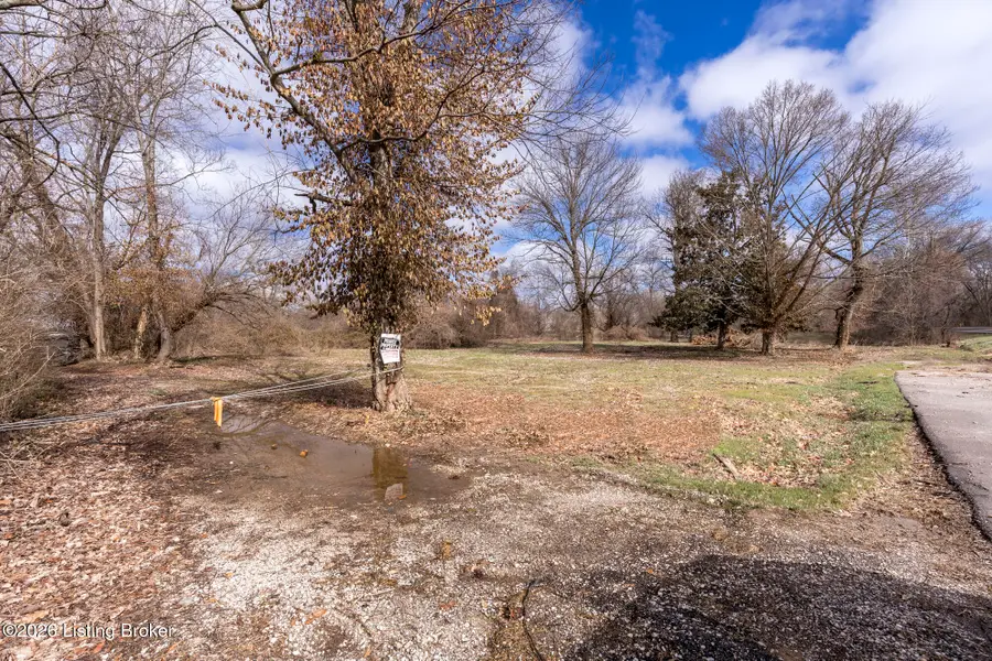 5225 River Rd, Louisville, KY 40222 - #2