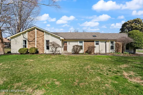 10700 Tall Tree Ct, Louisville, KY 40241