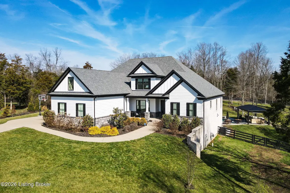 7297 Grand Oaks Dr, Crestwood, KY 40014 - #1