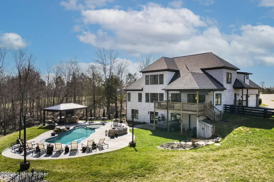 7297 Grand Oaks Dr, Crestwood, KY 40014 - #2