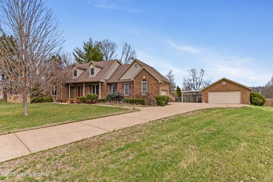 373 Blue Ash Dr, Shepherdsville, KY 40165 - #2