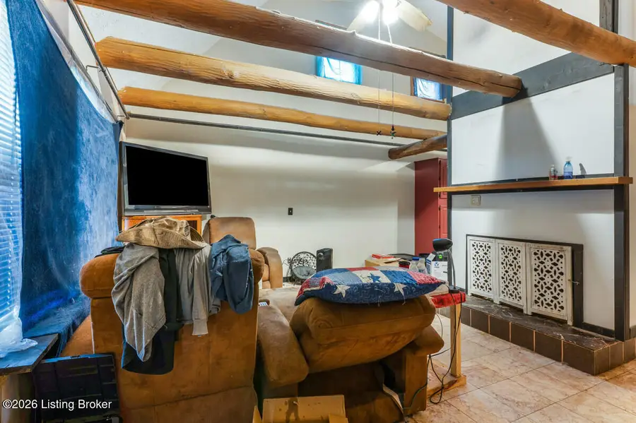 287 Jones School Rd, Mount Sherman, KY 42764 - #2