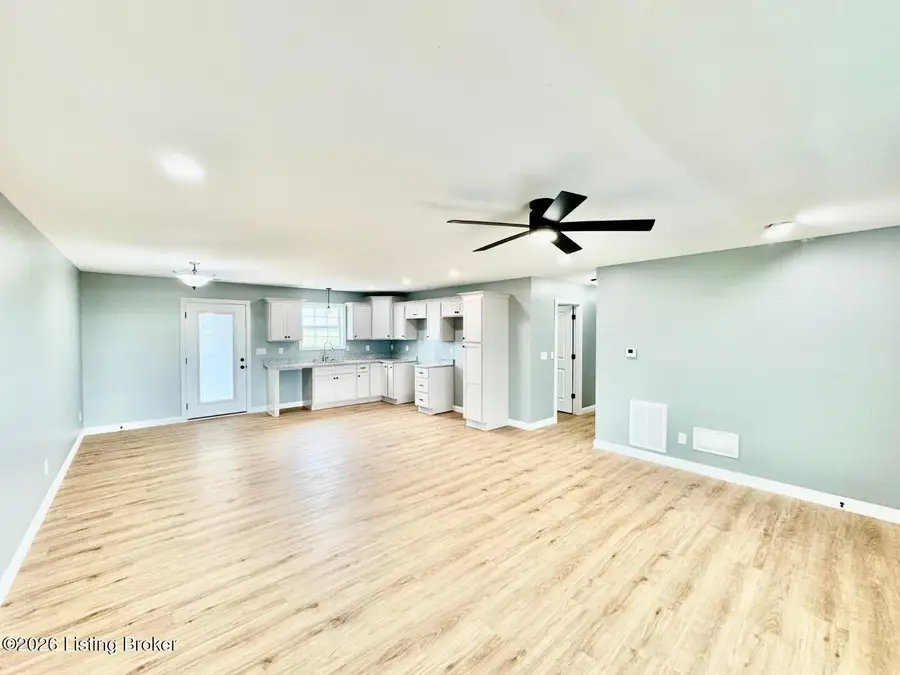 1498 Old Perryville Loop, Springfield, KY 40069 - #3