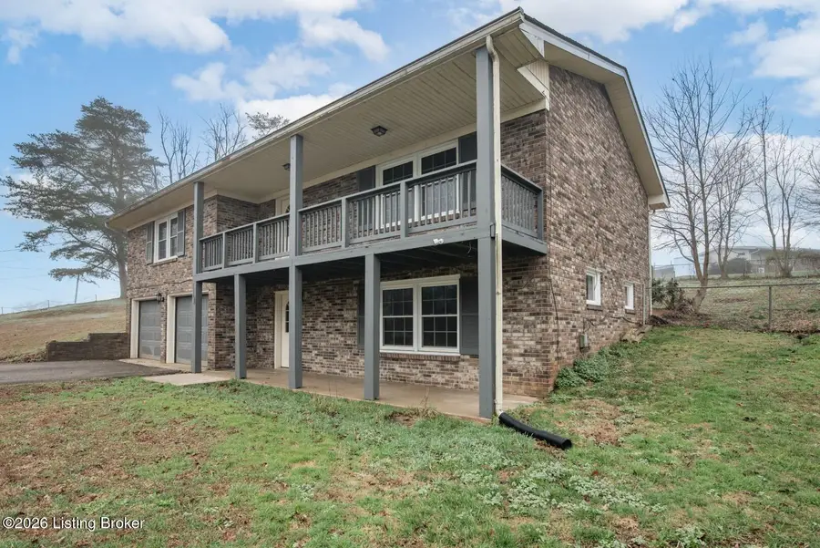 1104 Ellen Dr, Radcliff, KY 40160 - #2